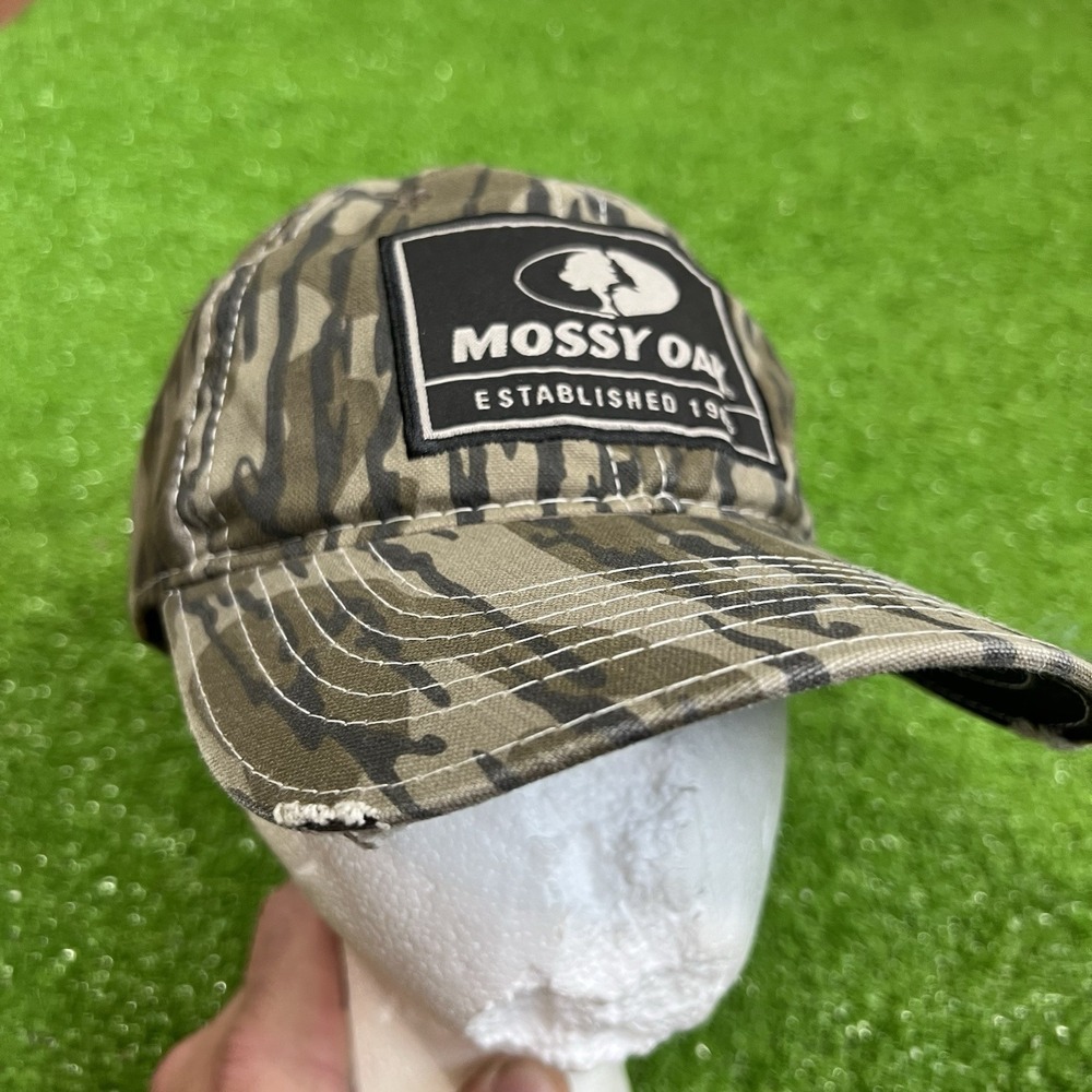 Vintage Mossy Oak Hat Strap Back Bottom Land U.S. Flag Y2K Distress Bill Hunting